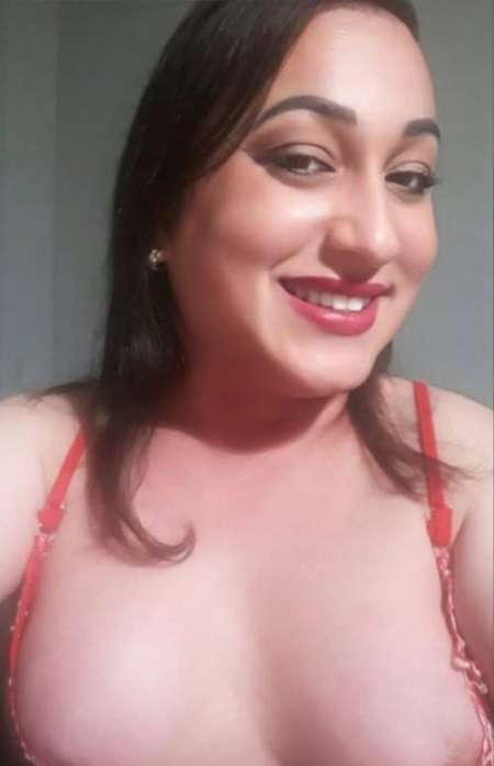Photo ads/2685000/2685119/a2685119.jpg : TRANSEXUELLE CARLA SUR RIOM