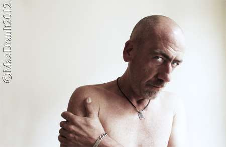 Photo ads/781000/781383/a781383.jpg : Simon Gilles