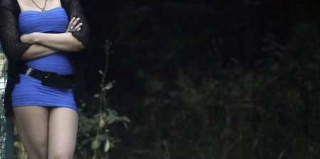 Photo ads/851000/851809/a851809.jpg :  Cherche une femme qui s'exiberait sans culotte